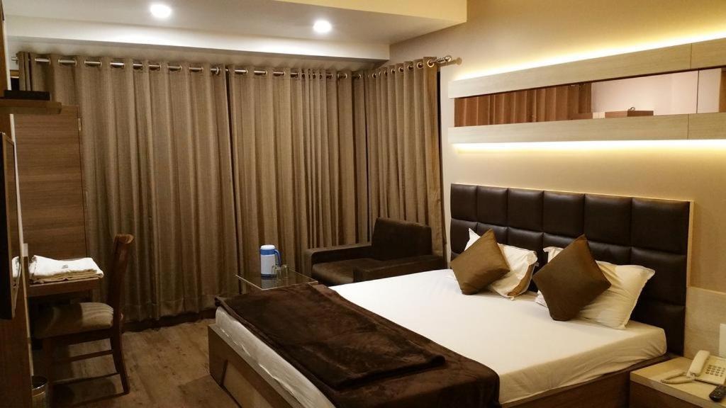 Hotel Oasis Mumbai Ngoại thất bức ảnh