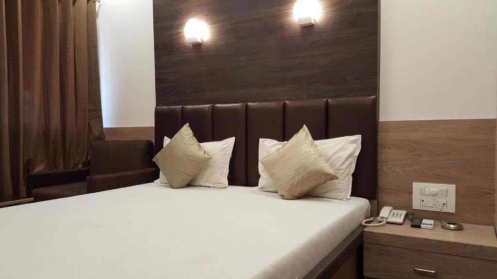 Hotel Oasis Mumbai Ngoại thất bức ảnh
